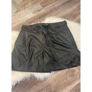 Fashion Nova NWOT black faux leather high Rise shorts w/tie waist - side pockets